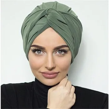 2020 Módne ženy mäkké semiš turban čiapky soild farba ženské šatky kapoty moslimských hidžáb čiapky islamskej pod šatku india klobúk Obrázok