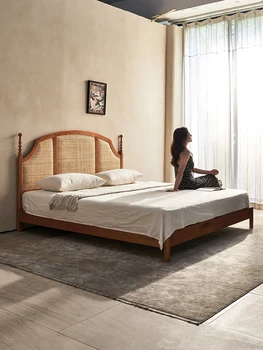 Francúzsky ročník ratan posteľ malý apartmán B&B Nanyang pevné lôžko 1.51.8 m hlavné posteľ popola manželská posteľ. Obrázok